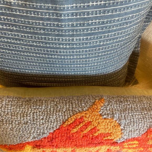 Large Blue and White Striped Pillow with Flange, Cotton Fabric 22 x 22 - Picture 7 of 9